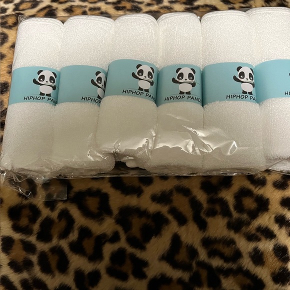 HIPHOP PANDA BAMBOO NWOT 2 LAYER WHITE SOFT BABY WASHCLOTHS - Picture 3 of 14
